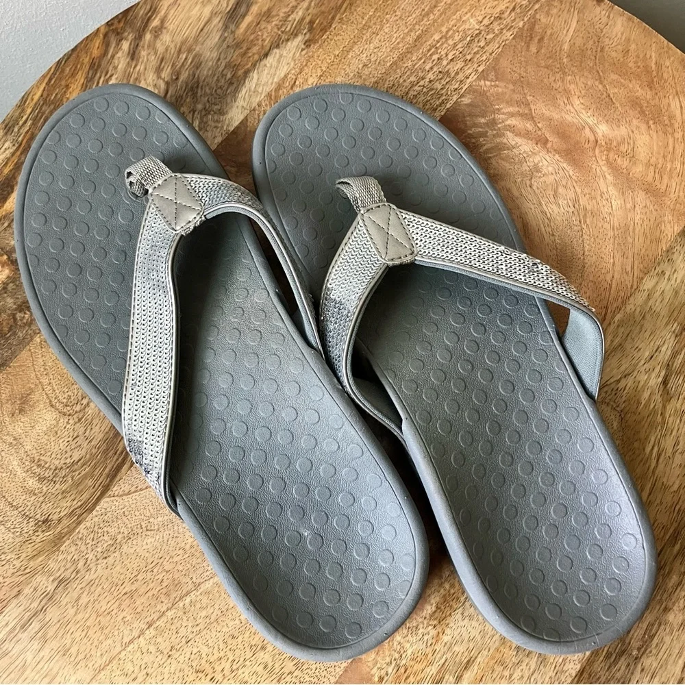 Vionic | Tide 2.0 Pewter Metallic Sequin Toe Post Flip Flop Sandal